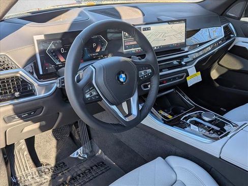 New 2026 BMW X5 xDrive40i image 3