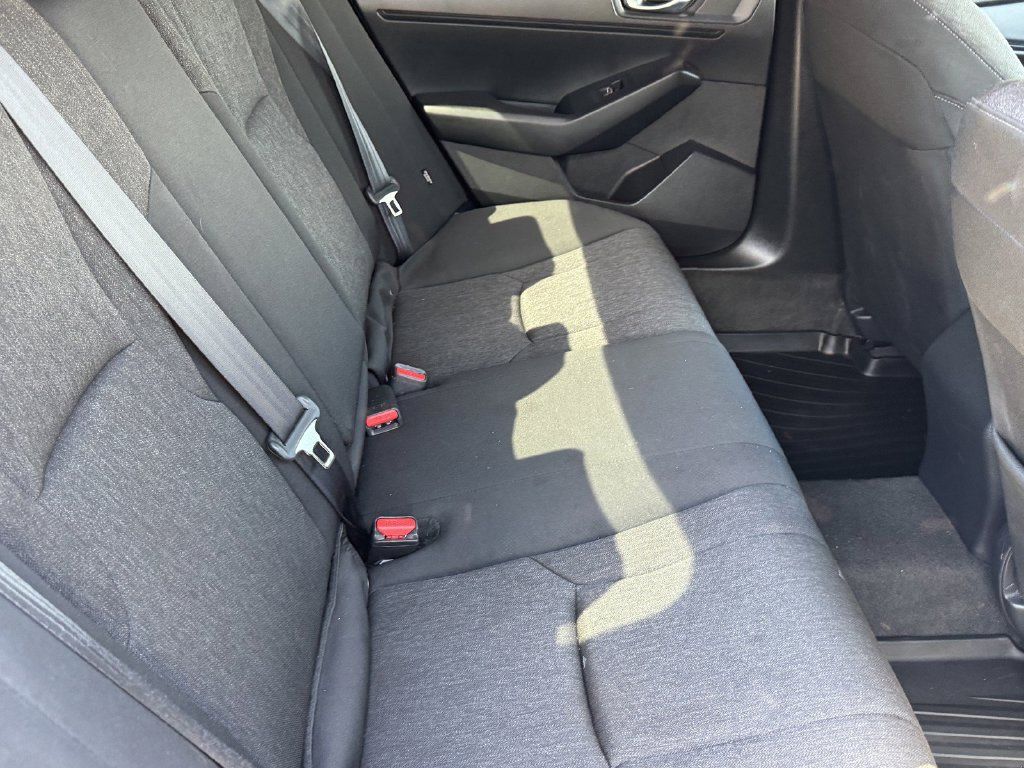 Used 2023 Honda Accord EX image 12