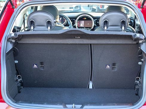 Used 2023 MINI Cooper 2-Door Hardtop image 27