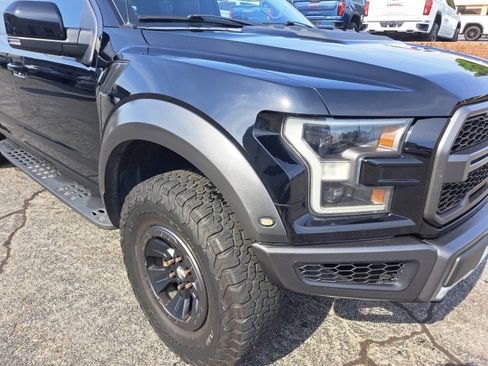 Used 2018 Ford F150 Raptor w/ Equipment Group 802A Luxury AWD/4WD image 17