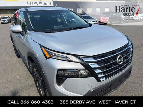 Certified 2024 Nissan Rogue SV AWD/4WD image 2