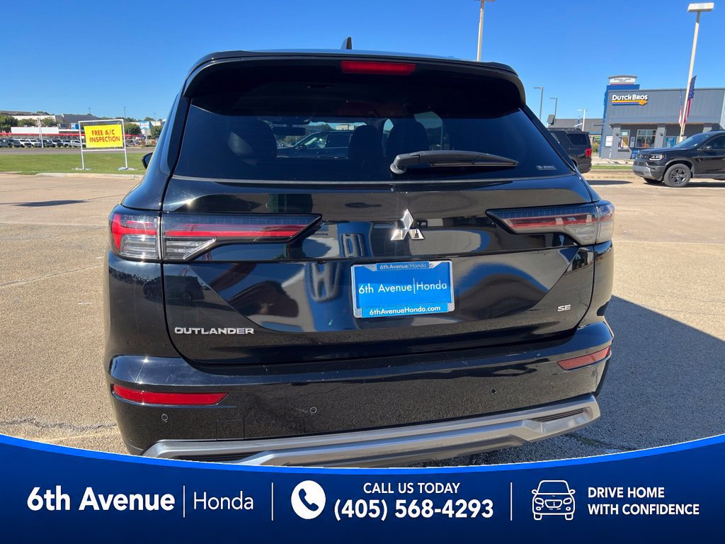 Used 2025 Mitsubishi Outlander SE AWD/4WD image 6