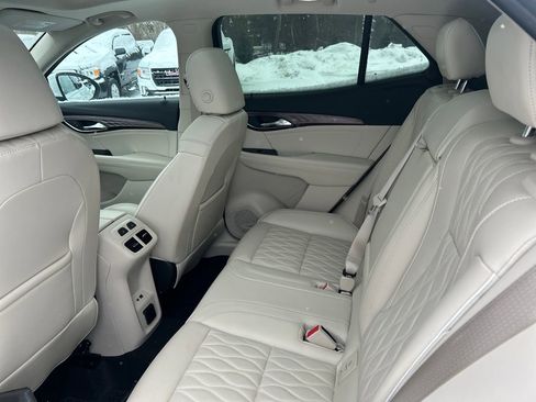 Used 2022 Buick Envision Avenir w/ Technology Package II image 14