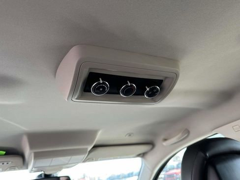 Used 2019 Dodge Journey GT w/ Driver Convenience Group image 17