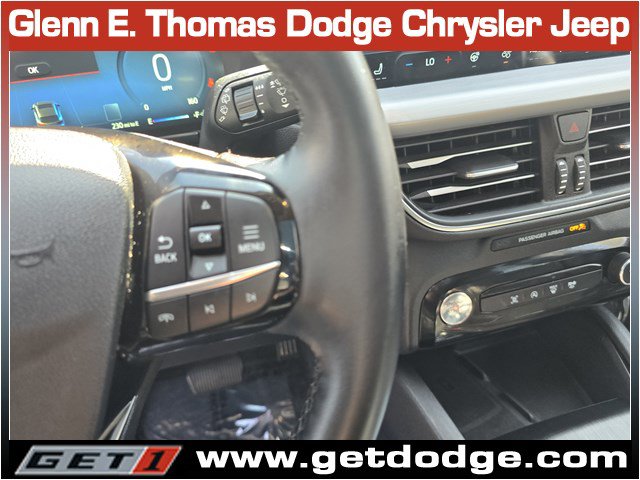Used 2025 Ford Escape Platinum AWD/4WD image 19