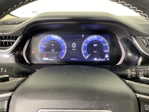 Used 2022 Jeep Grand Cherokee Limited image 24