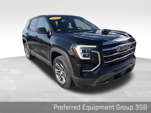Used 2025 GMC Terrain Elevation w/ Technology Package II AWD/4WD image 19