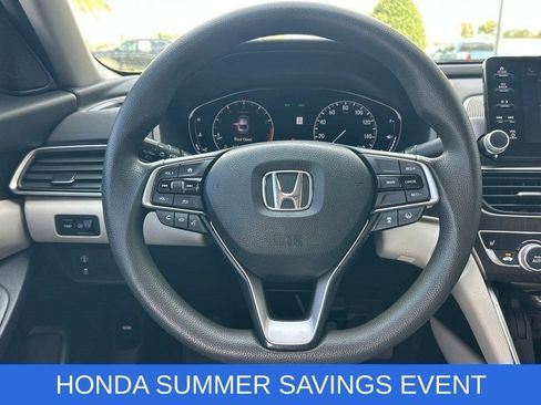 Used 2018 Honda Accord EX image 15