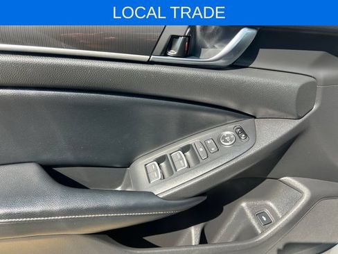 Used 2018 Honda Accord Sport image 22