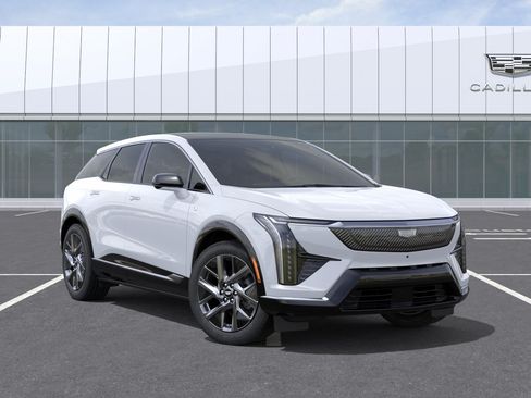 New 2026 Cadillac Optiq Luxury 2 RWD image 7