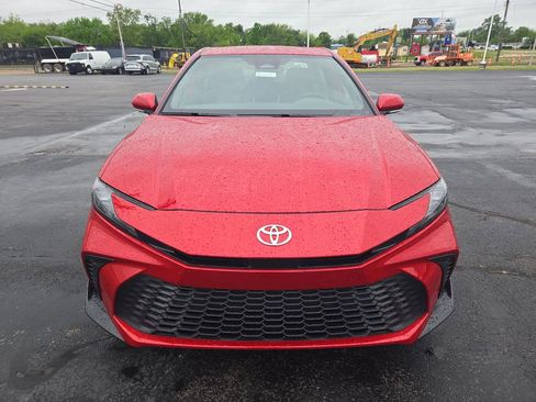 New 2026 Toyota Camry SE FWD image 8