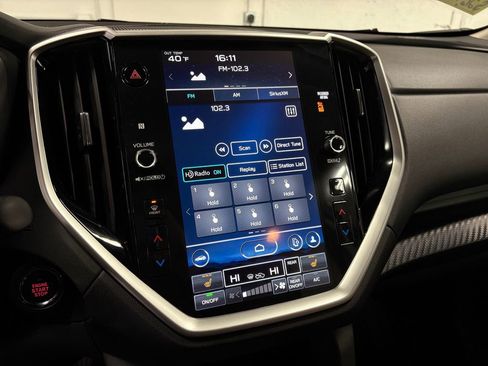 Used 2024 Subaru Ascent Premium w/ Convenience Package image 27