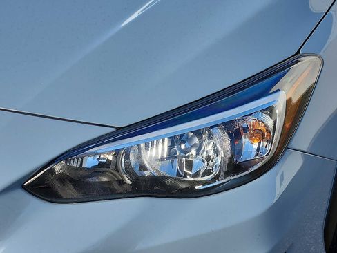 Used 2019 Subaru Crosstrek 2.0i Premium w/ Moonroof Package image 9