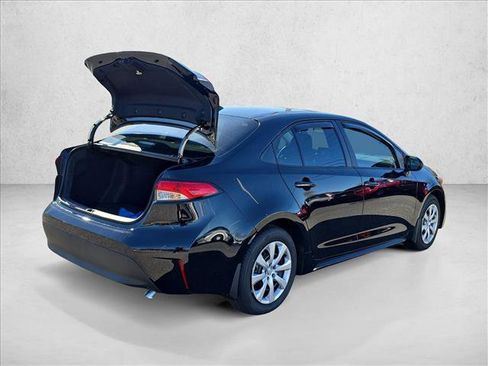 New 2026 Toyota Corolla LE image 2