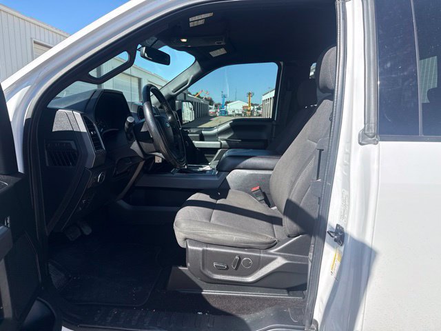 Used 2018 Ford F150 XLT w/ Equipment Group 302A Luxury AWD/4WD image 3