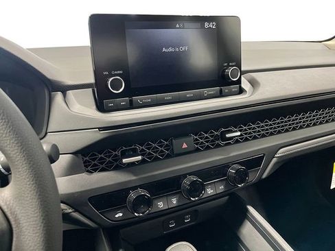 New 2025 Honda Accord SE image 19