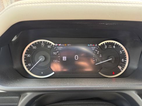 Certified 2023 Land Rover Defender 110 SE image 21