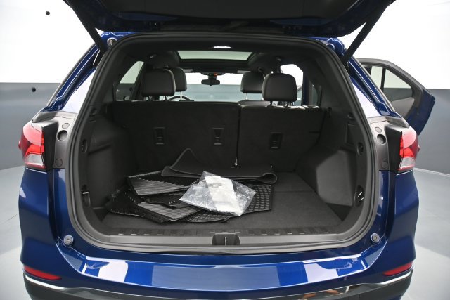 Used 2022 Chevrolet Equinox RS w/ RS Leather Package AWD/4WD image 15
