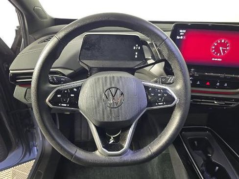 Used 2023 Volkswagen ID.4 S image 18