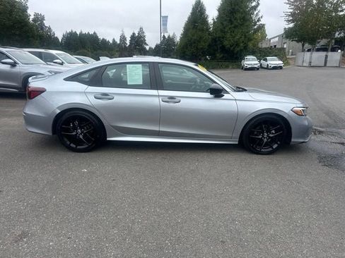 Used 2025 Honda Civic Sport image 8