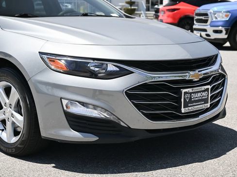 Used 2024 Chevrolet Malibu LT FWD image 9