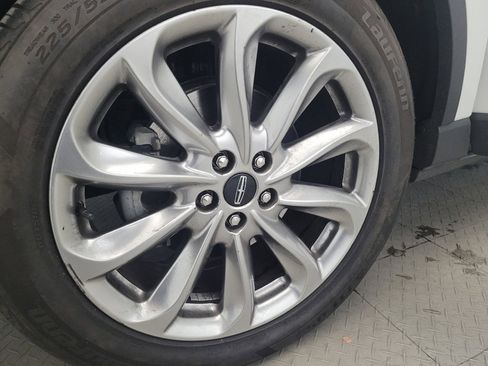 Used 2022 Lincoln Corsair w/ Premium Package image 31