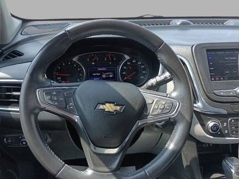 Used 2021 Chevrolet Equinox LT w/ Driver Convenience Package image 30