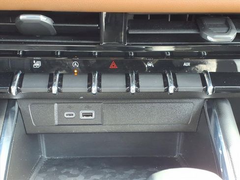 Used 2024 GMC Canyon AT4 w/ Canyon Safety Plus Package image 20