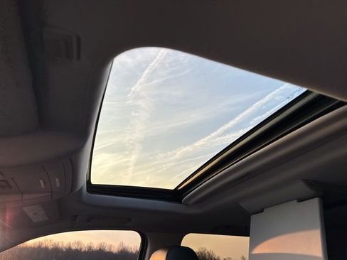 Used 2018 Chevrolet Tahoe LT image 9