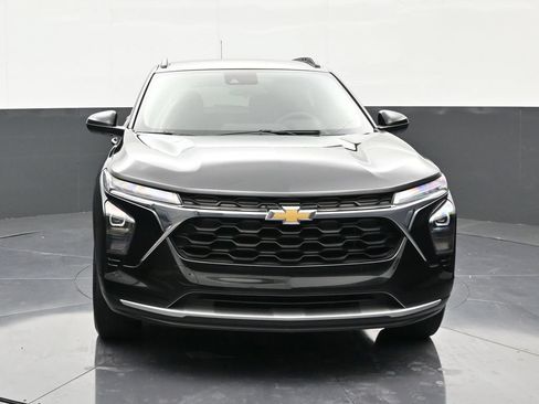Used 2024 Chevrolet Trax LT FWD image 8