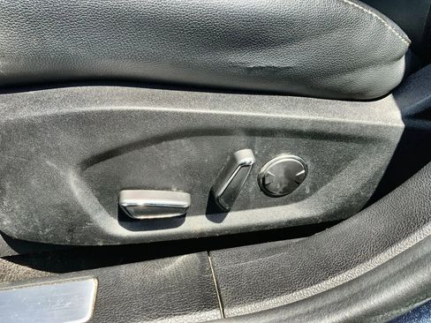 Used 2019 Ford Fusion Titanium FWD image 14