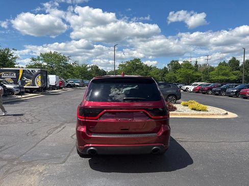 Used 2022 Dodge Durango SRT w/ Black Package AWD/4WD image 5