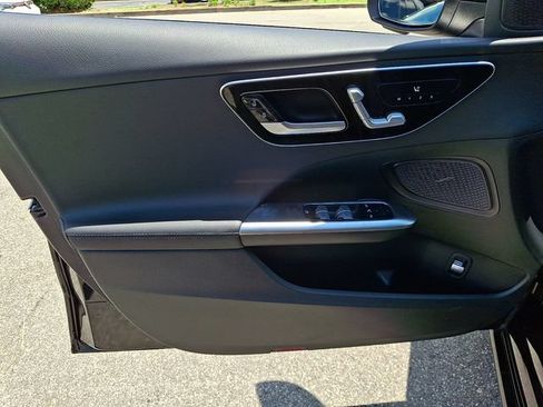 Used 2023 Mercedes-Benz C 300 Sedan image 14