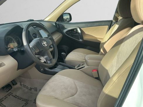 Used 2011 Toyota RAV4 2WD image 9