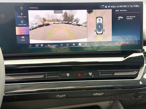 Used 2026 BMW 530i xDrive w/ M Sport Package AWD/4WD image 19