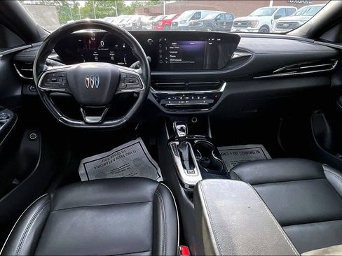 Used 2025 Buick Envista Avenir FWD image 14