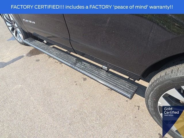 Used 2025 Ford Expedition Platinum w/ Driver's Package AWD/4WD image 21