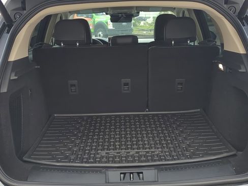 Used 2024 Lincoln Corsair FWD w/ Equipment Group 101A image 6