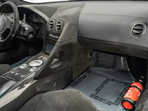 Used 2010 Lamborghini Murcielago LP 670-4 SV image 14