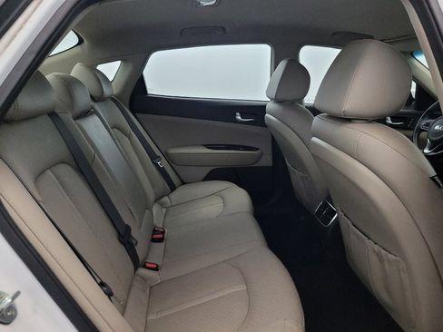 Used 2017 Kia Optima EX FWD image 19