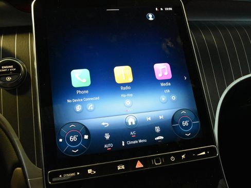 New 2026 Mercedes-Benz GLC 300 4MATIC image 10