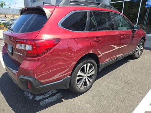Used 2018 Subaru Outback 2.5i Limited AWD/4WD image 5