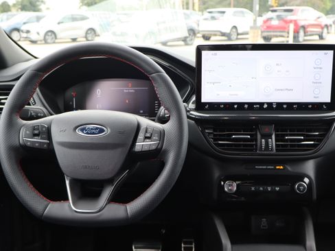 Used 2024 Ford Escape ST-Line w/ Tech Pack #1 AWD/4WD image 13