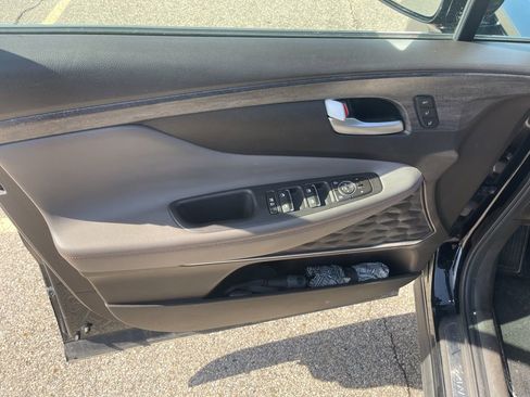 Used 2019 Hyundai Santa Fe AWD image 19