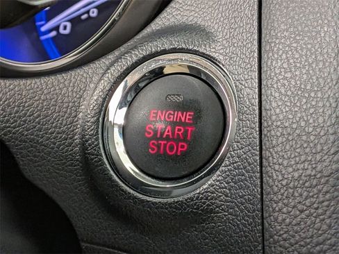 Used 2019 Subaru Outback 2.5i Limited w/ Popular Package #2 image 19