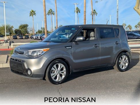 Used 2015 Kia Soul + w/ Primo Package image 1