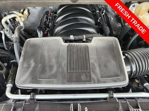 Used 2024 Chevrolet Suburban Z71 w/ Luxury Package AWD/4WD image 33