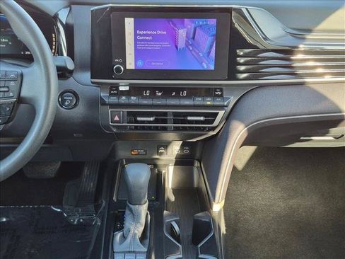 Used 2025 Toyota Camry LE FWD image 14