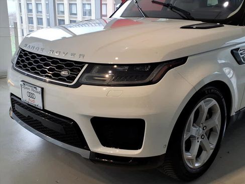 Used 2020 Land Rover Range Rover Sport HSE image 7