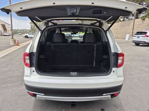 Used 2019 Honda Pilot Touring image 34
